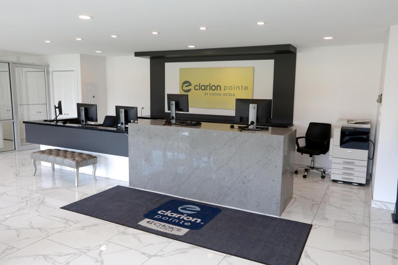 Medicine Hat Inn & Suites Εξωτερικό φωτογραφία