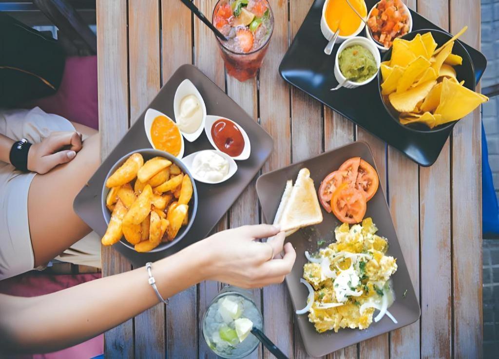 Medicine Hat Inn & Suites Εξωτερικό φωτογραφία